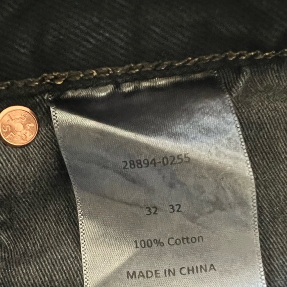 NWT Levi's® Premium 501® SLIM TAPER FIT MEN'S JEANS - Picture 13 of 14